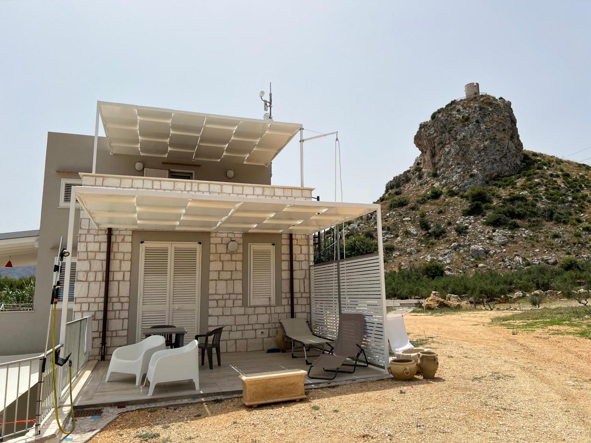 Holiday home La Finestra Sul Mare Dello Zingaro