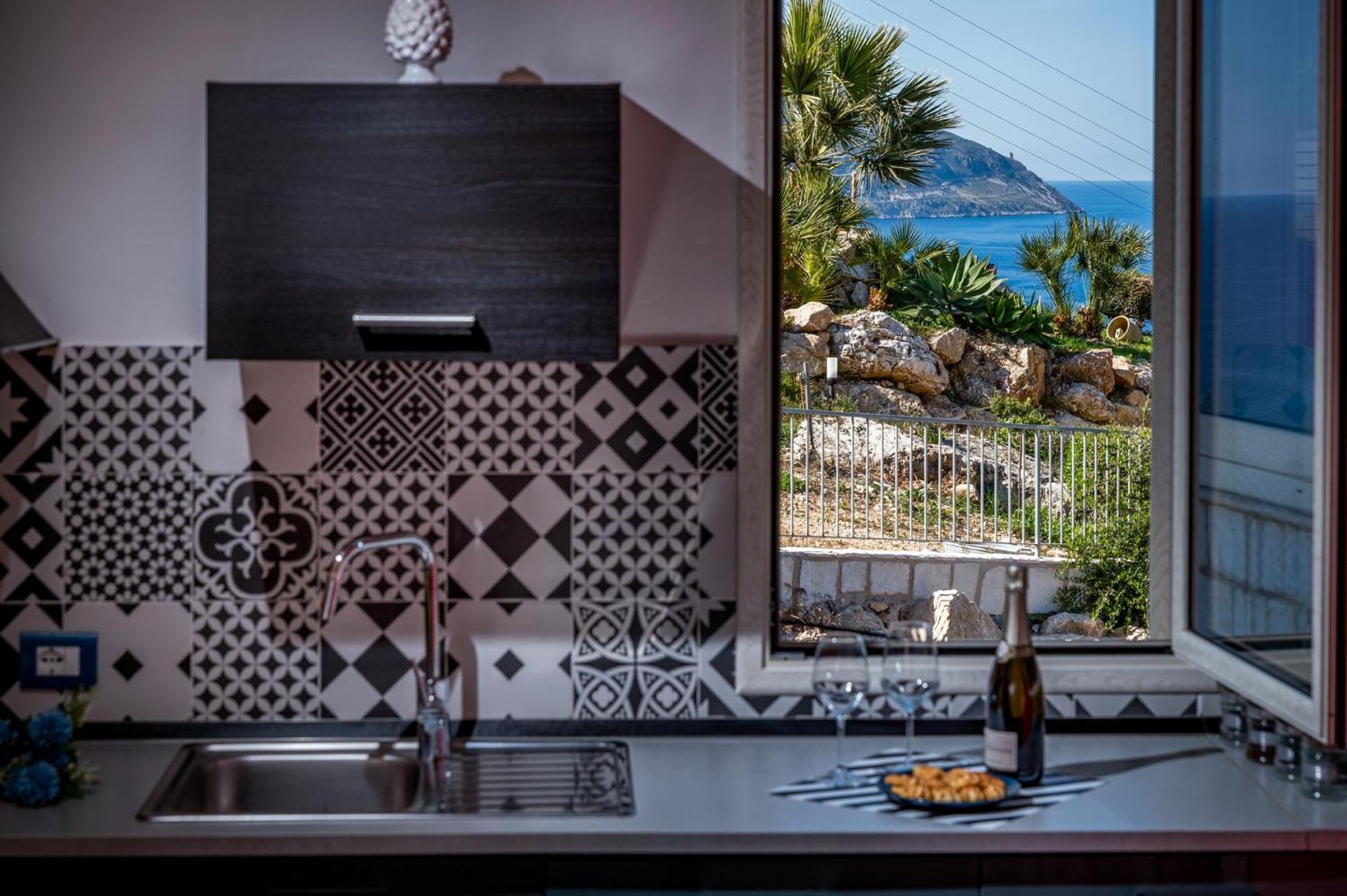 La Finestra Sul Mare Dello Zingaro Holiday home Scopello (Sicily)